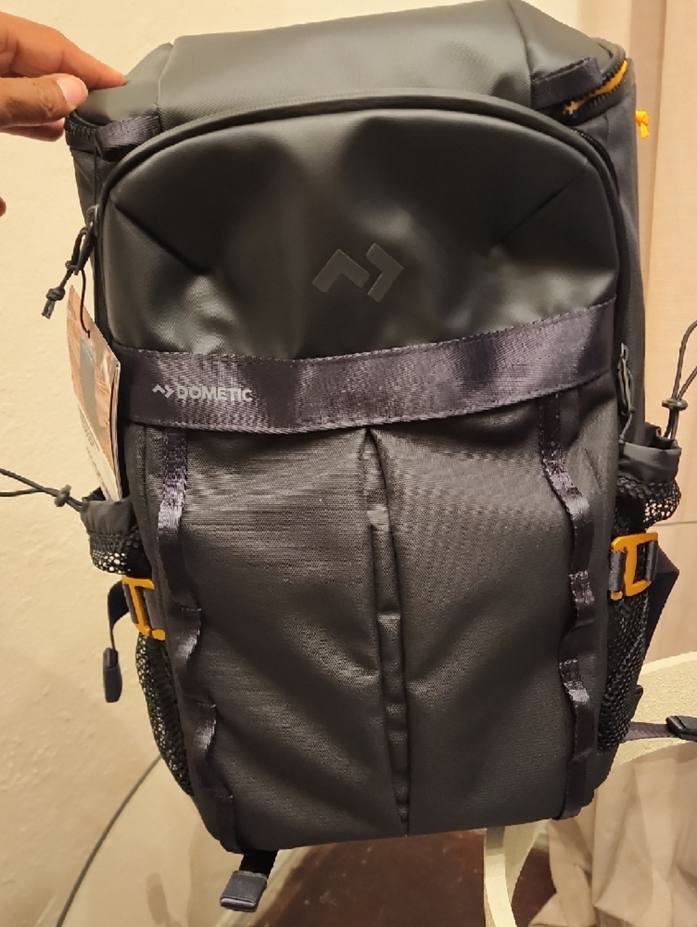 Dometic Super-versatile 24L Insulated Cooler Backpack for Hiking and Travel - Picture 2 of 8